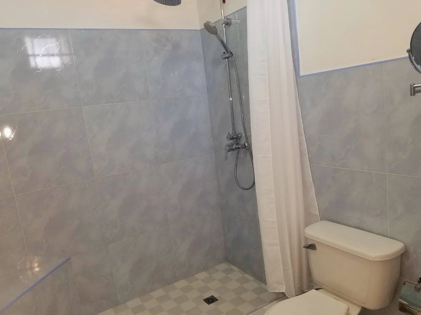 Baño con ducha